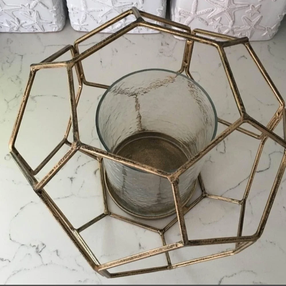 Brass accent